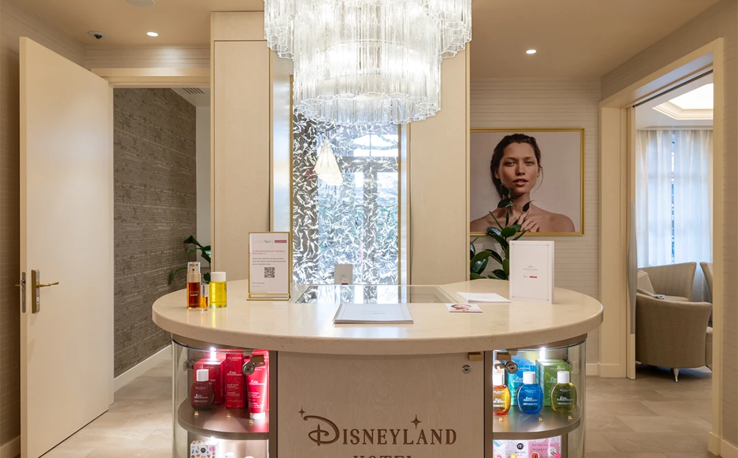 disneyland hotel spa clarins cabine soins duo